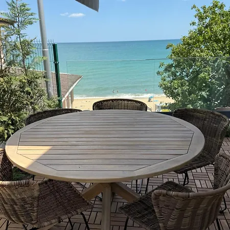 Kabakum Holiday Houses * Golden Sands