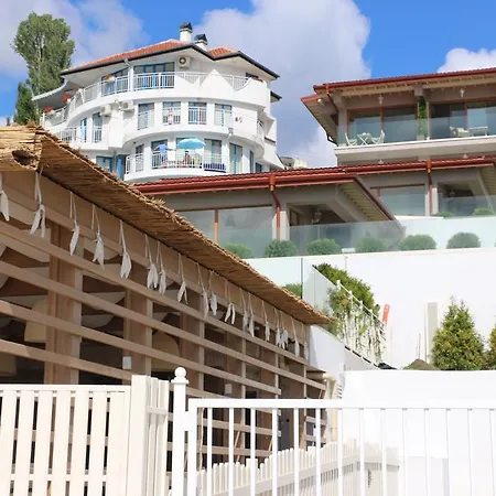 Kabakum Holiday Houses * Golden Sands