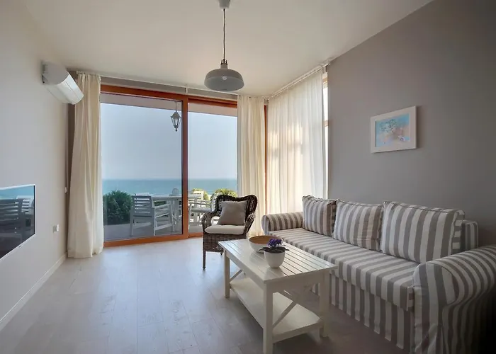 Kabakum Holiday Houses Golden Sands