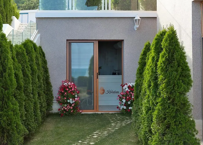 Kabakum Holiday Houses Golden Sands